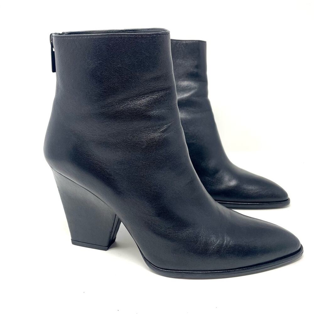 Stuart Weitzman Black Leather Pointed Toe Chunky Heel Booties Women's 9 $595